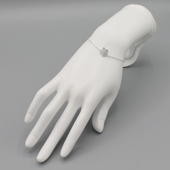 Lucky clover tennis bracelet silver tone - Picture 2 of 6